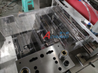 Machine d'emballage sous blister électrique automatique haute productivité pour l'emballage de matériel et de rasoirs