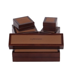 Caja de Joyería EDSHH-005 de Edream, de Madera y Cuero Sintético Lacado, con Cierre de Tapa Rectangular, Color y Logotipo Personalizables - Product Image 1