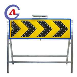 Paneles Solares LED con Flechas para Control de Tráfico, Señalización LED Portátil, Tablero de Flechas Direccional para Seguridad Vial - Product Image 4