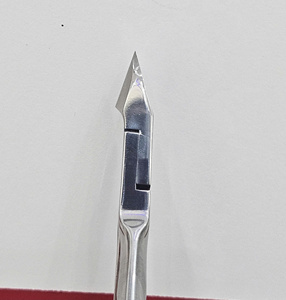 Alicates de Acero Inoxidable para Cutículas, Herramienta Profesional para Uñas, Cortador de Cutículas de Precisión para Salón, Exportación OEM, Venta al por Mayor - Product Image 5