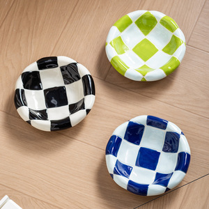 Doe Pet Bol en céramique grande capacité pour chien, design anti-choc et antidérapant, bol pour animaux de compagnie en PE à motif damier avec support - Product Image 5