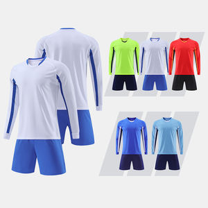 Set Classico e Confortevole di Abbigliamento da Calcio, Tuta da Calcio Personalizzabile con Logo, Maglia da Club per Bambini - Product Image 2