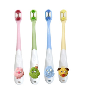 KONO – brosse à dents manuelle pour enfants de 2 à 12 ans, à poils souples, petite tête, pour un nettoyage protecteur - Product Image 5