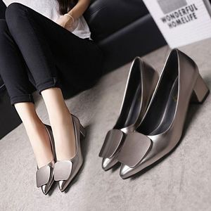 2024 Women's Leisure Pointy Walking Shoes - Product Image 2