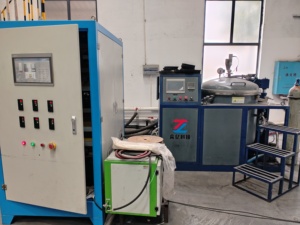 Fourneau de graphitisation par induction haute performance pour film de graphite à conductivité thermique élevée utilisé <span class=keywords><strong>dans</strong></span> <span class=keywords><strong>l</strong></span>'<span class=keywords><strong>électronique</strong></span> grand public - Product Image 2