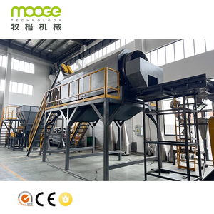 Ligne de lavage et de recyclage de bouteilles PET : Lavage à chaud au chaux, Séparation flottant-non flottant, Détachage des étiquettes, Séchage des canalisations, Flocons RPET de qualité alimentaire - Product Image 6