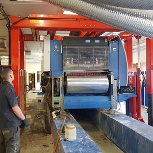 Grue portique mobile électrique à châssis en A de fabrication chinoise, 20 tonnes, avec moteur, boîte de vitesses et télécommande, à vendre - Product Image 2