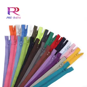 Wholesale Sale 3# Nylon Zipper Close-End Colorful Polyester Fabric Tape Apparel Zippers For Bags Pants