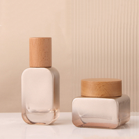 Ensemble de flacons pompe en verre orange translucide et de pots à couvercle en bois massif de 30 ml, 50 ml, 100 ml, 120 ml, 30 g, 50 g pour crème