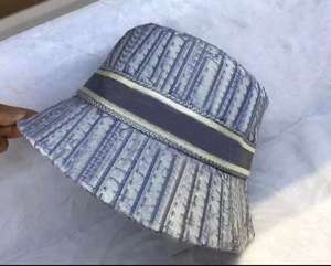 Di alta qualità primavera estate Unisex uomo <span class=keywords><strong>donna</strong></span> <span class=keywords><strong>donna</strong></span> ricamato lettera D Designer pescatore cappello a secchiello - Product Image 5