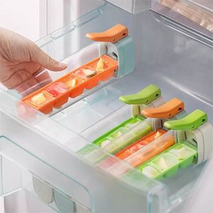 Moldes para Cubitos de Hielo de Uso Doméstico, Mini Bandeja para Cubitos de Hielo, Bandeja de Hielo Portátil de Dos Tonos, Molde para Hacer Formas de Hielo para Venta al por Mayor - Product Image 2