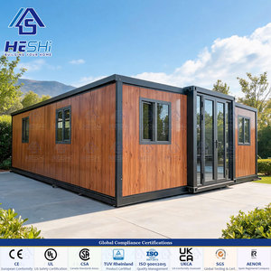 บ้านพักตู้คอนเทนเนอร์สำเร็จรูปแบบขยายได้ขนาด 20 ฟุต 40 ฟุต รุ่น Backyard Casita Guest Suite 2 ห้องนอน 1 ห้องน้ำ สไตล์โมเดิร์น พับเก็บได้ ซ้อนกันได้ - Product Image 1