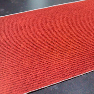 Alfombra Reversible de Poliéster para Eventos, Bodas, Pasillos, Diseño Liso a Rayas, Técnica de Tejido, Hecha a Máquina, Lavable y Resistente a las Manchas - Product Image 4