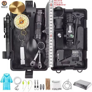 ชุดอุปกรณ์เอาตัวรอดกลางแจ้ง Creatar 30 in 1 พร้อมมีด เข็มทิศ ไฟฉาย สำหรับตั้งแคมป์ เดินป่า อุปกรณ์ฉุกเฉิน สีดำ - Product Image 1