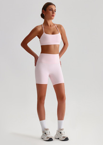 Ensemble de sport 2 pièces pour femme : Legging court taille haute couleur unie et brassière de sport dos croisé pour gym et yoga - Product Image 6