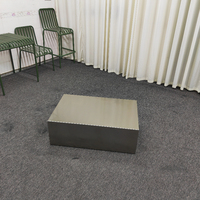 Table basse rectangulaire moderne et élégante en acier inoxydable poli pour salon