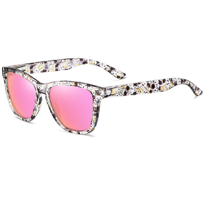 Vente en gros de lunettes de soleil rétro classiques carrées HD de créateur de marque lunettes de soleil vintage polarisées pour hommes vert <span class=keywords><strong>blanc</strong></span> cadre rouge clair - Product Image 4