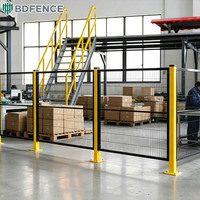 Barrière d'isolement robotique en treillis soudé modulaire thermolaqué pour enclos de travail des robots de R&D