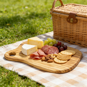 Planche de service à découper le <span class=keywords><strong>fromage</strong></span> en bois d'olivier avec trou de suspension d'angle - Product Image 4
