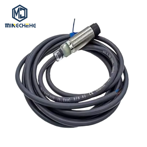 Nouveau capteur de proximité original E2B-M18KN10-WZ-B1 pour la programmation PLC et le contrôle industriel, en stock dans l'entrepôt - Product Image 1