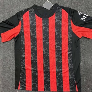 เสื้อฟุตบอลย้อนยุคปรับแต่งได้เสื้อฟุตบอลทีมฟุตบอลมิลาน-<span class=keywords><strong>Kaka</strong></span> yamals ผู้เล่น & พัดลม100% เสื้อฟุตบอลโพลีเอสเตอร์ - Product Image 1