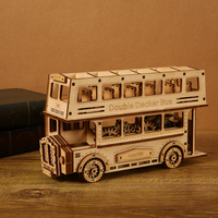 Kit de construction de puzzle 3D en bois de bus à deux étages mécanique en gros pour l'assemblage par les adultes
