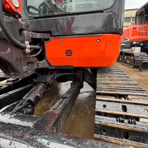 Mini-excavatrice Kubota U27 d'occasion, prête à l'emploi, 2,7 tonnes, petite pelle avec lame de nivellement, en vente. - Product Image 3