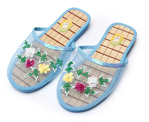 2025 New Arrival Design Indoor and Outdoor Fashion Women <strong>Beaded</strong> Slippesr <strong>Mesh</strong> <strong>Slipper</strong> - Product Image 6