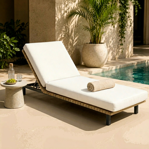 Chaise longue de luxe Arika en teck premium, pliable, écologique, durable, résistante aux UV, avec coussin, pour villa, resort, piscine - Product Image 1