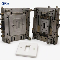 Molde para Panel de Interruptores Eléctricos |   Abertura para balancín + Soportes para tornillos |   Acabado Mate SPI A1 |   Fábrica QiXin