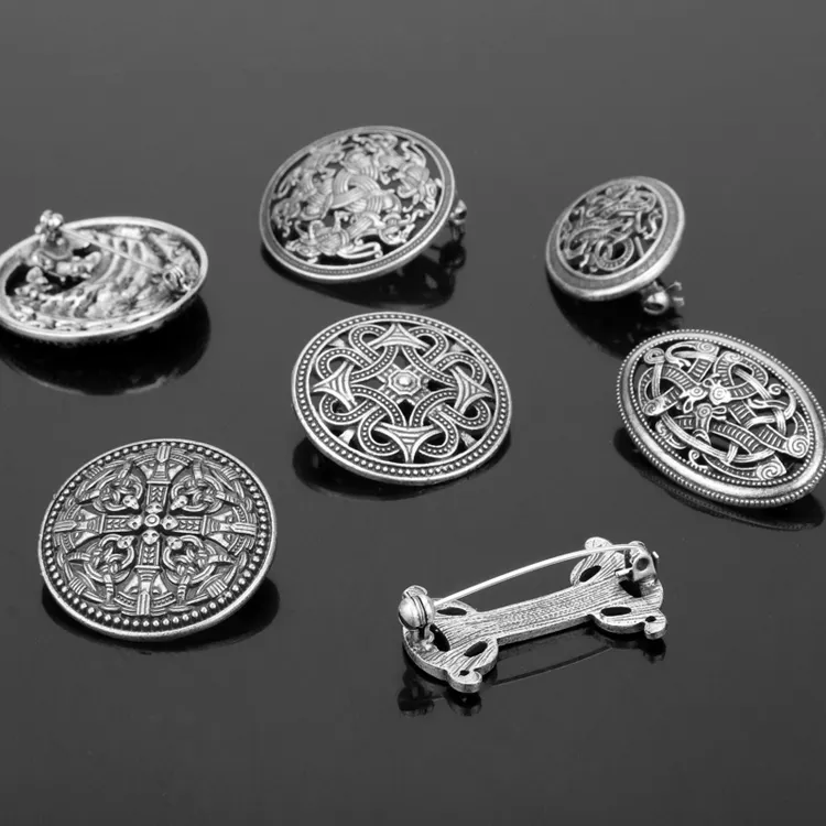 Vintage Nordic Viking Zinc Alloy Pins Brooch for Decoration