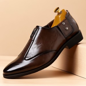 Zapatos de Vestir de Cuero de Grano Entero para Hombre, Estilo Inglés, Punta Puntiaguda, Suela Blanda, de Una Pieza, Versátiles, Formales y de Negocios, Nuevo Estilo 2026 - Product Image 4