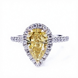 Anello Personalizzato Tianyu Gems in Oro Bianco 14k/18k con Moissanite Gialla Taglio Ghiaccio Frantumato 7*11mm per Fidanzamento e Matrimonio - Product Image 1