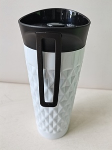 Vente en gros de gobelets isothermes en acier inoxydable à double paroi de 450 ml, réutilisables, avec couvercle, bouteille d'eau, logo personnalisé - Product Image 4