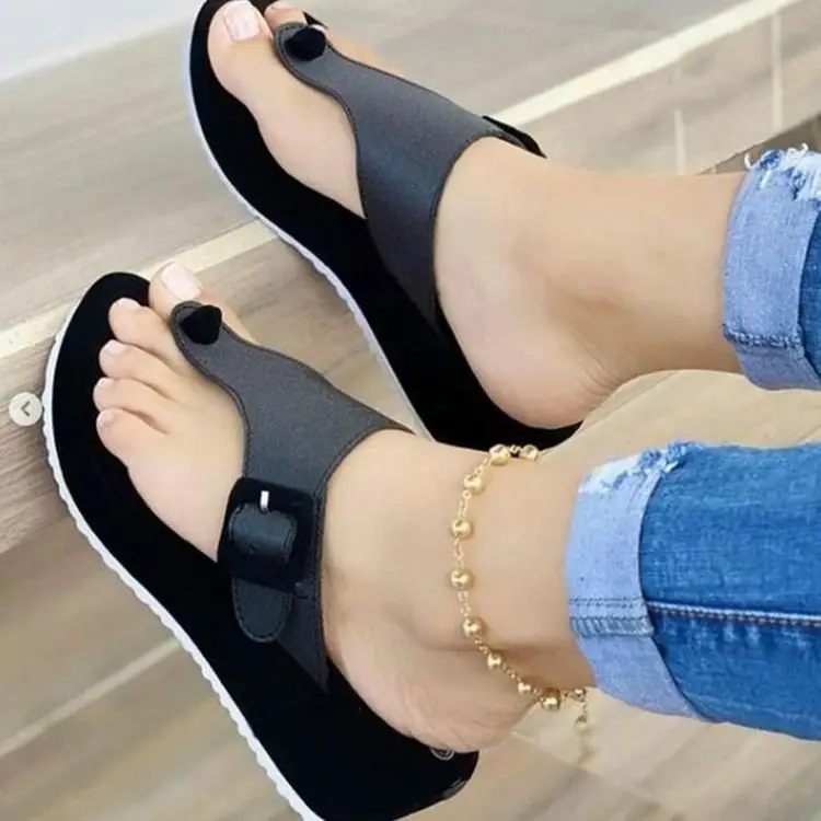 2022 Girls Black High Heel Adjustable Rubber Slippers Arch Support Women Charms Thick Flip Flops With Inter Changeable Straps
