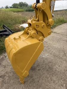 Excavadora Hidráulica Usada Caterpillar 303.5e de 3.5 Toneladas con Motor, Caja de Cambios, Bomba y PLC - En Venta - Product Image 5