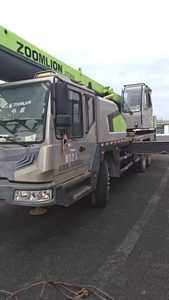 Grúa sobre Ruedas Zoomlion 250A de 25 Toneladas del 2020 Usada para Obras de Construcción con Motor Weichai y Componentes Principales - Product Image 2