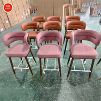 Tabouret de bar en tissu velours de qualité supérieure ODM, dossier en bois courbé design, structure en bois massif, couleur personnalisée, chaises de bar en métal