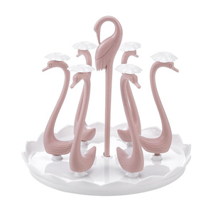 Portavasos Compass con bandeja, diseño giratorio para almacenamiento en la cocina, multifunción, no requiere taladro, color rosa claro - Product Image 4