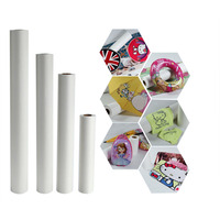 Conception personnalisée 25GSM 29GSM 33GSM 38GSM 42GSM 52GSM 62GSM 82GSM 95GSM grand rouleau de papier blanc de sublimation de transfert de chaleur pour l'impression