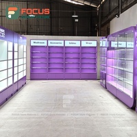 Vitrine Moderne en Verre LED Écologique Robuste Étanche pour Magasin, Meuble de Présentation Mural Violet avec Porte Coulissante Verrouillable