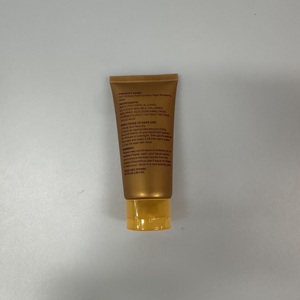 Mascarilla Facial Nocturna Hidratante con Colágeno, Cúrcuma y Ácido para Revitalizar la Piel Seca (Venta al Por Mayor) - Product Image 1