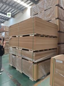 10*12 आकार की नमी-प्रतिरोधी <span class=keywords><strong>mdf</strong></span>, हरे, लाल और काले जैसे रंगों में उपलब्ध है। - Product Image 6