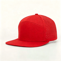 Casquette de baseball unisexe de haute qualité, personnalisée, à 7 panneaux, à visière plate, avec logo en caoutchouc perforé découpé au laser, en polyester, pour l'extérieur