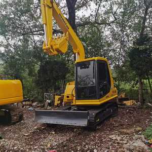 6 tonnes ont utilisé la mini excavatrice PC60-7 de KOMATSU - Product Image 2