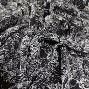 Tissu en polyester tissé sur mesure 100 g/m² 100 % polyester, tissu en crêpe de polyester pour abaya - Product Image 2