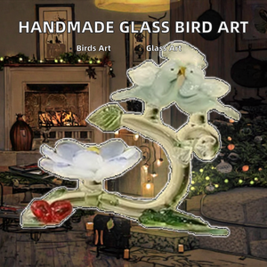 Tiny Glass World - Cúpula de Vidrio Soplado a Mano de Murano con Temática de Animales, Delfines, Música y Cruz, Decoración para el Hogar, Navidad, Pascua, San Valentín - Product Image 2