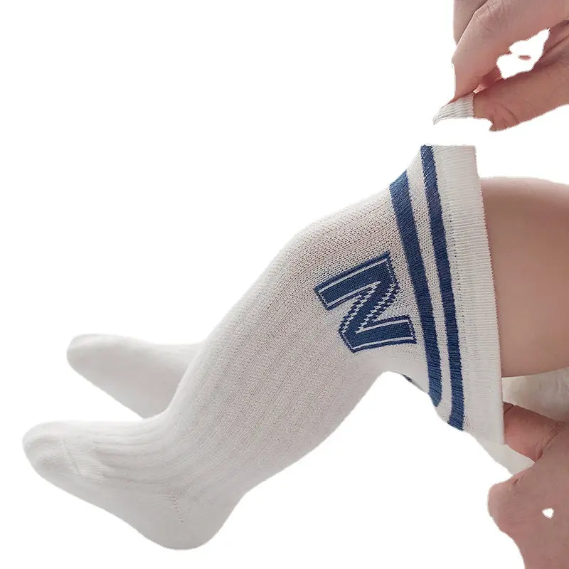 Wholesale Solid Color Striped Knee High cotton elastic breathable thin Long Socks, baby knee protective socks