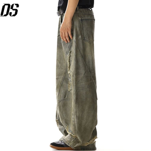 <span class=keywords><strong>Jeans</strong></span> di Qualità Personalizzati, Stile Distressed a <span class=keywords><strong>Gamba</strong></span> <span class=keywords><strong>Larga</strong></span> e Vestibilità Comoda - Pantaloni <span class=keywords><strong>Jeans</strong></span> da Uomo Grigio Chiaro Stile Baggy - Product Image 3