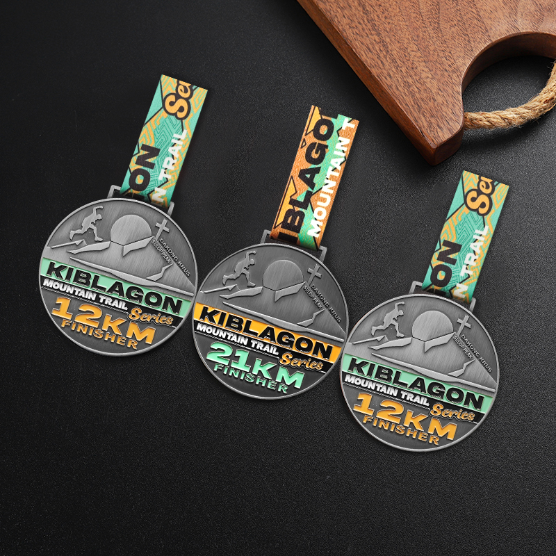 médailles de marathon/course à pied